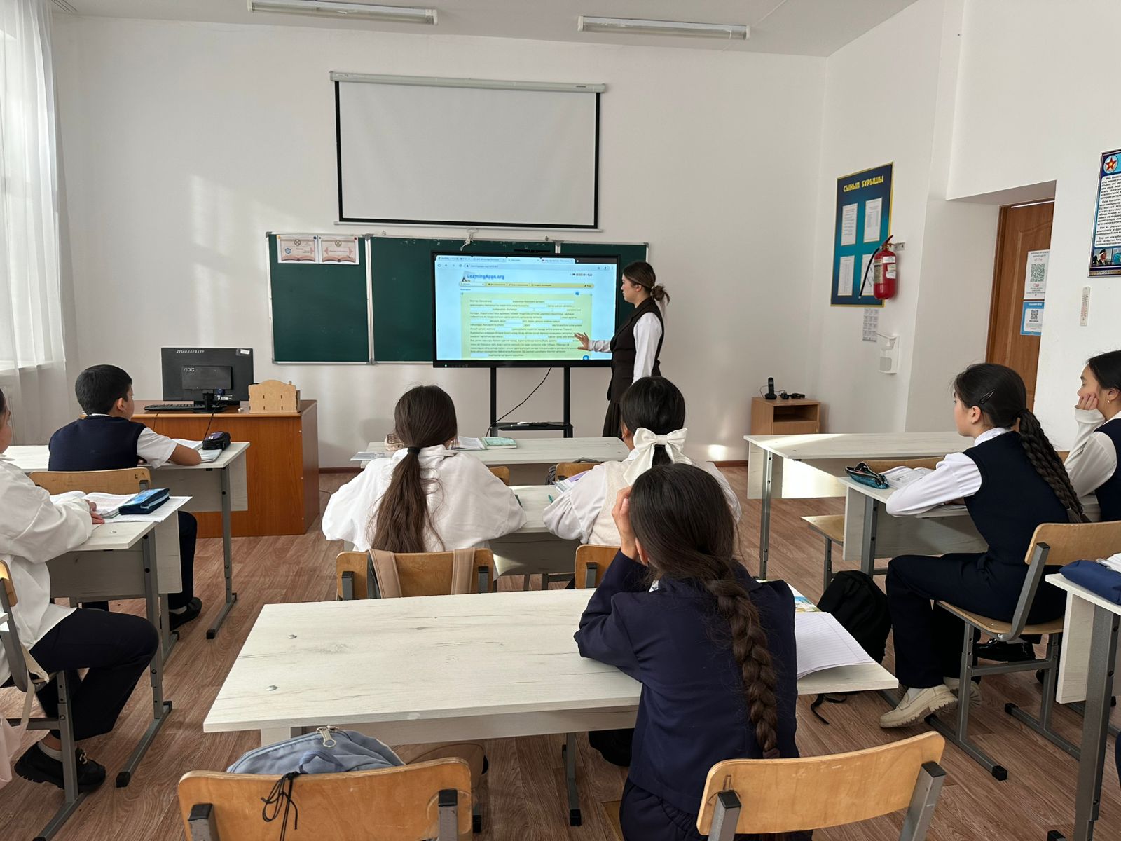 b415153e b010 43a1 b4b7 20f5a894839b